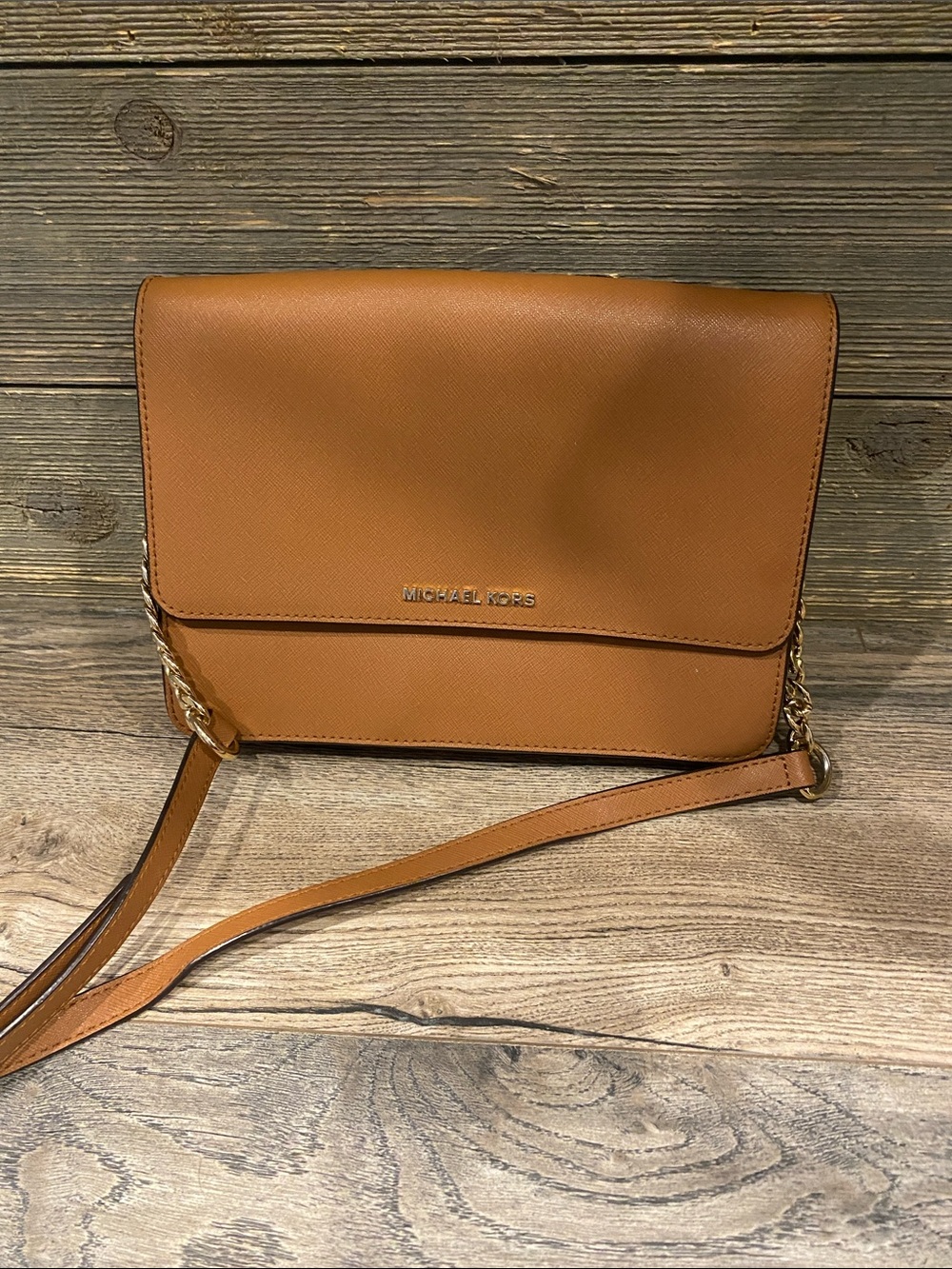 Michael kors crossbody